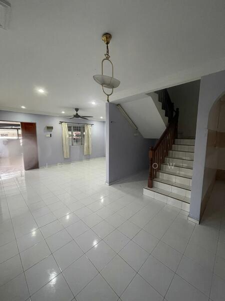 HALAMAN PENGKALAN INDAH - 2