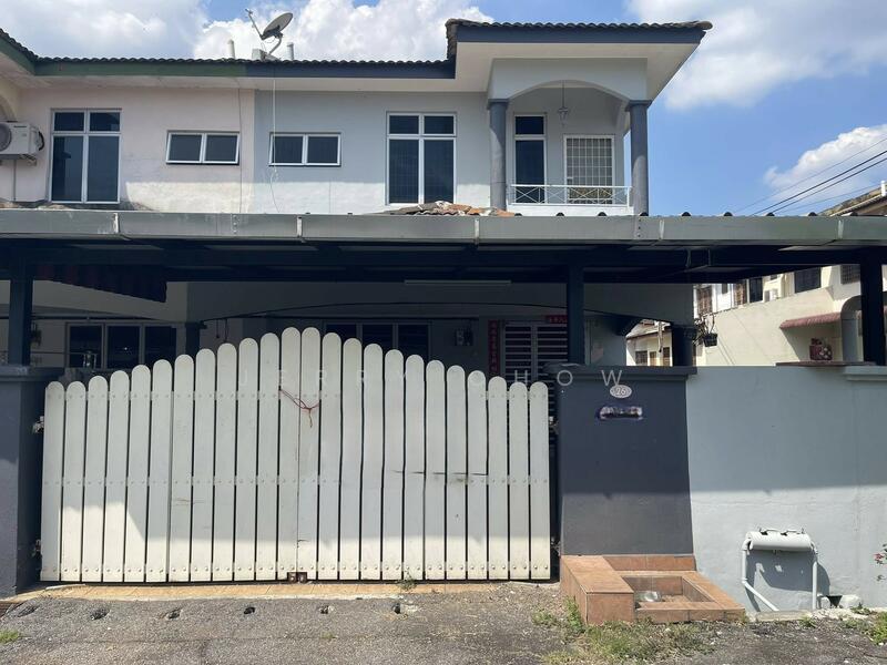 HALAMAN PENGKALAN INDAH - 1