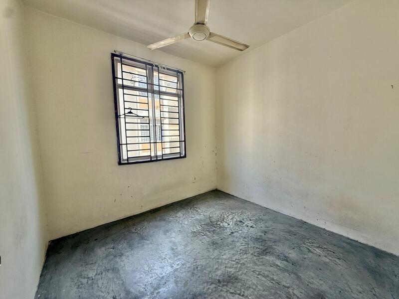 Flat Bukit Indah - 5