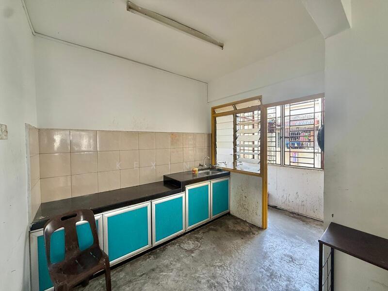 Flat Bukit Indah - 3