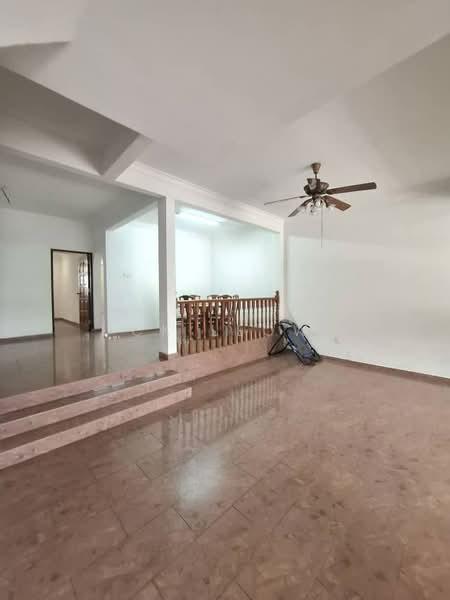 Double storey house for sale at Desa cemerlang - 3