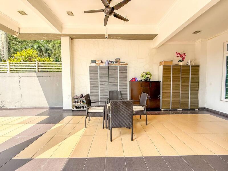 RENOVATED Double Storey Semi D Taman Andaman Ukay - 4