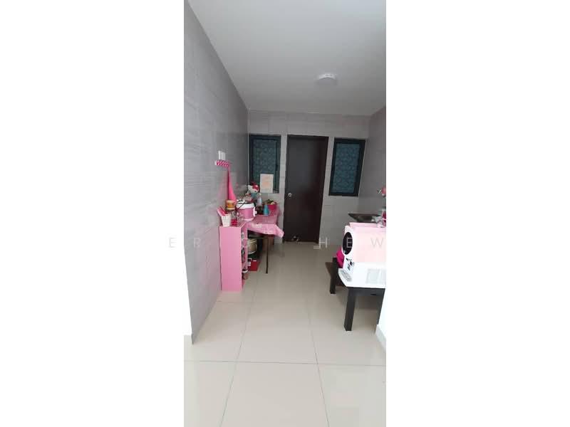 Symphony Tower (Menara Simfoni) - 4