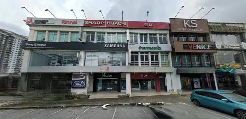 Taman Mount Austin - 3