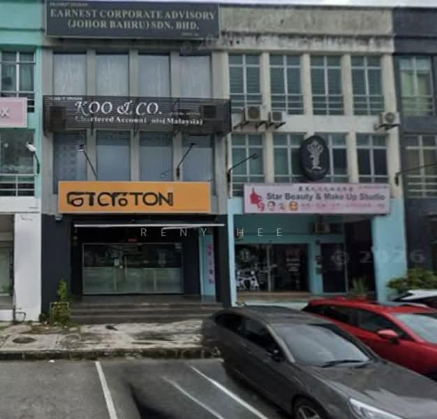 Taman Mount Austin - 4