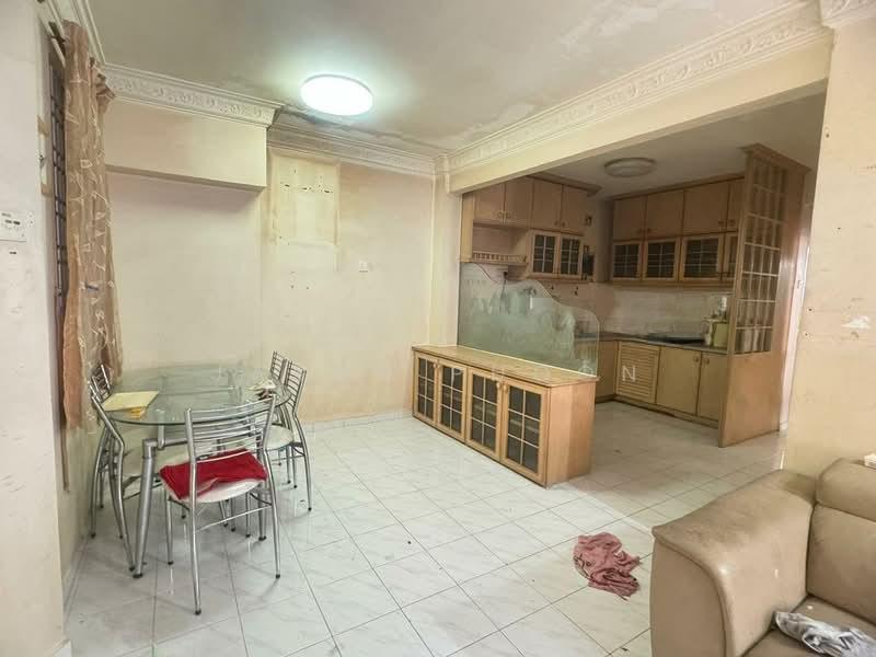 Tanjung Court - 2