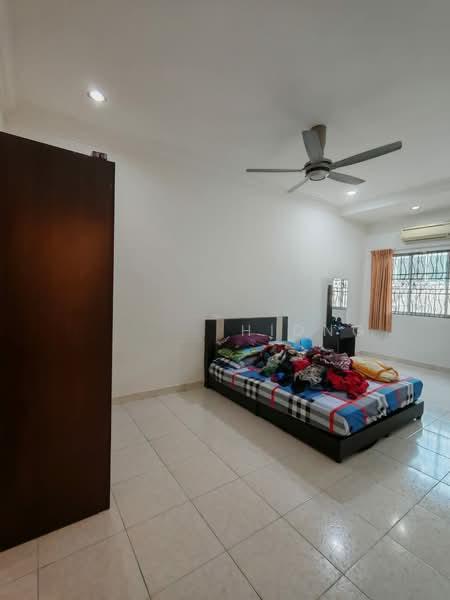 Taman Nusa Bestari - 3