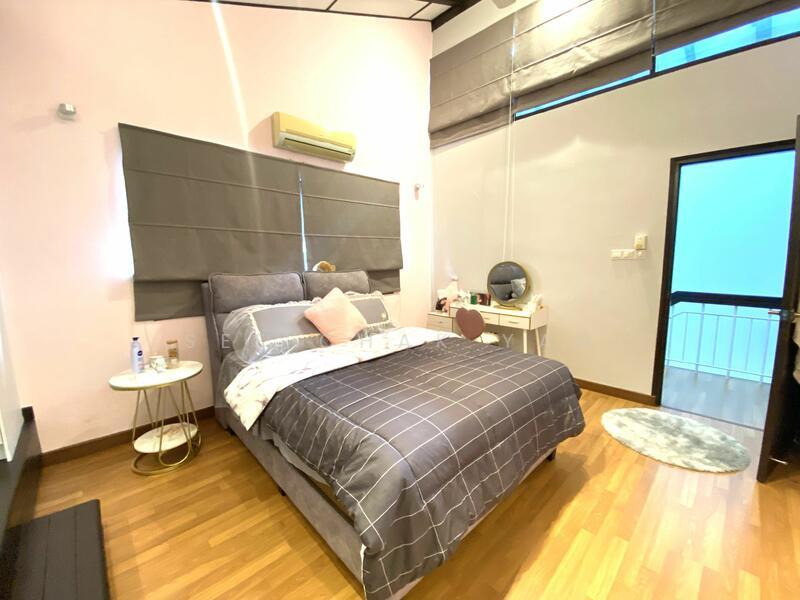 Ukay Heights Bungalow - 2