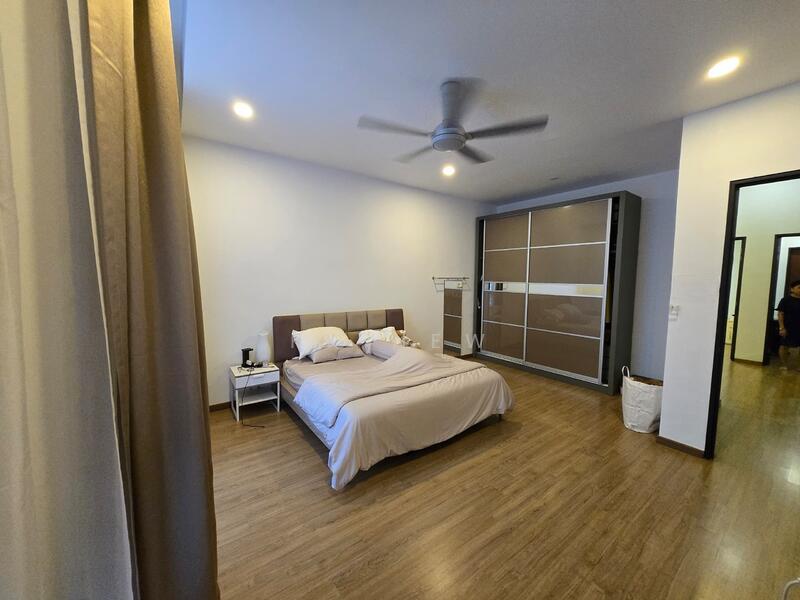 Kajang East - 5