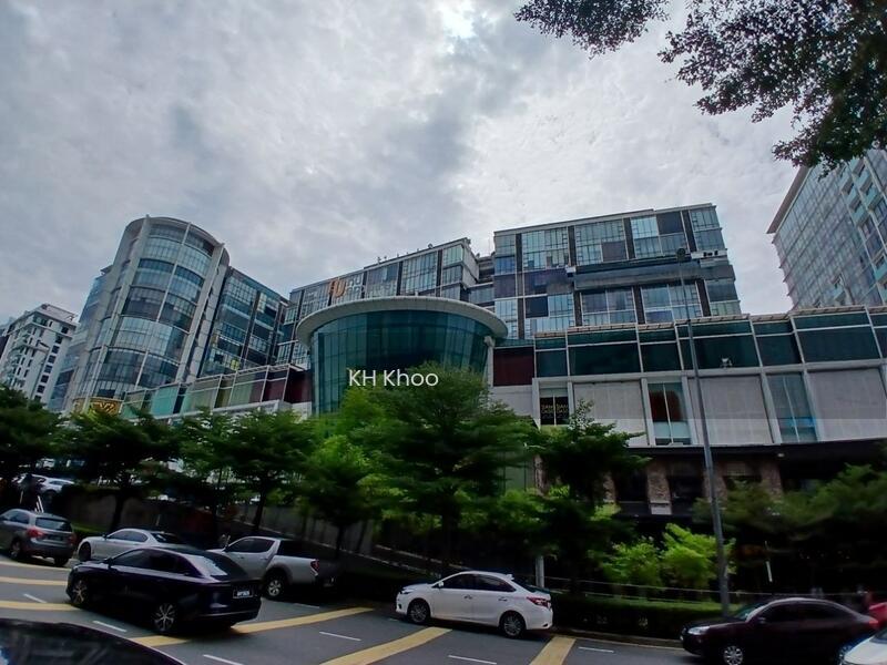Empire Subang - 4