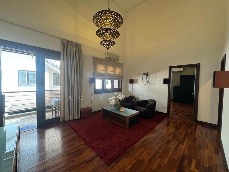 Nice Unit Fully Renovated 2 Sty Semi D Glenmarie Cove Port Klang - 5