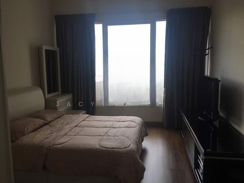 Central Park condominium - 3