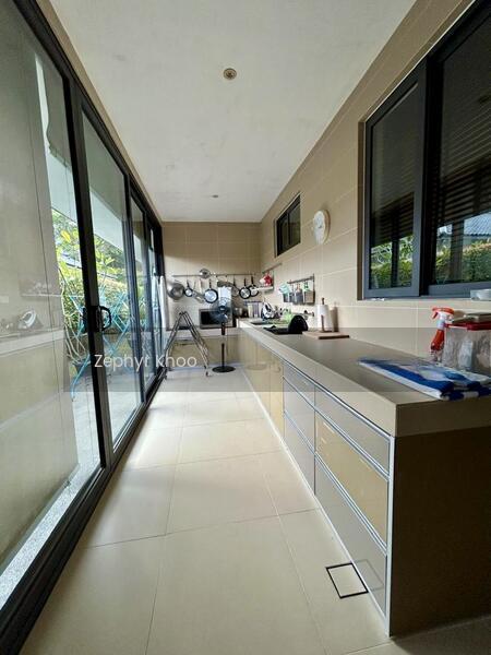 Leisure Farm Bungalow - 3