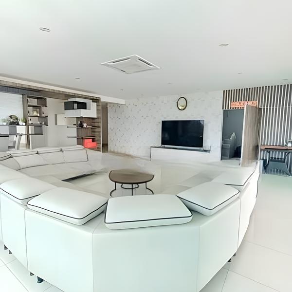 The Cove Condominium - 3