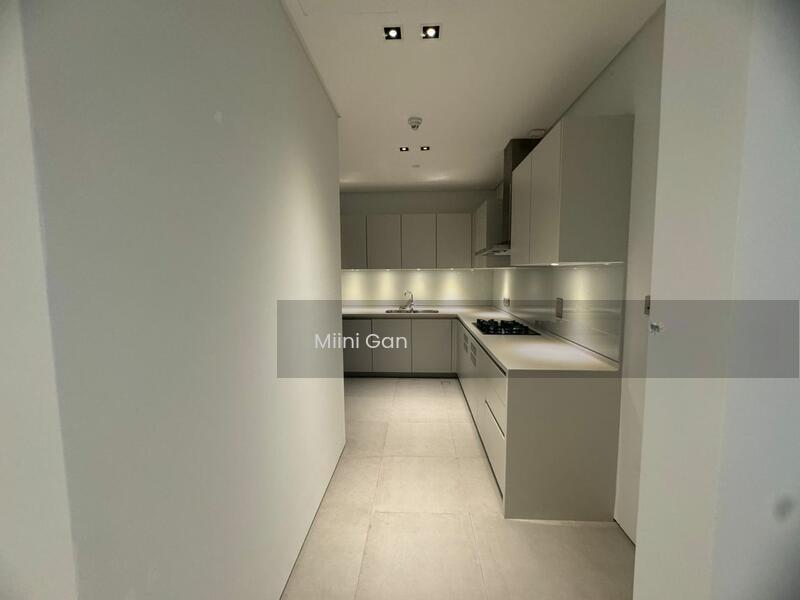 Four Seasons Place - 3