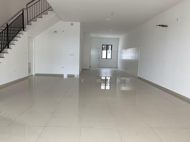 22ft Corner Lot Sendayan | 42x80 | Unit Facing Open View - 2