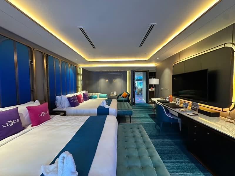 Royal Lexis - 1