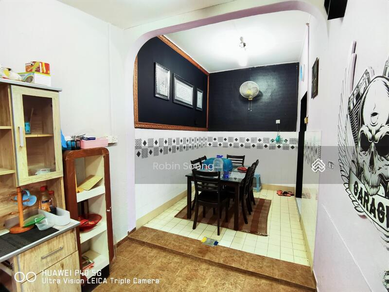 Terrace house at Ayer Keroh - 5