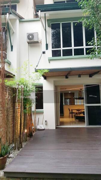 Adora Courtyard Apartments - 3