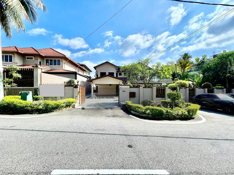 Bangsar, Lorong Kemaris - 1