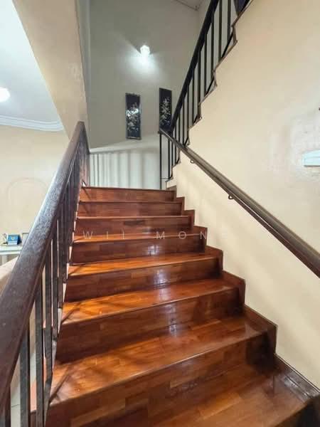 JOHOR BAHRU , TAMAN DAYA - 5