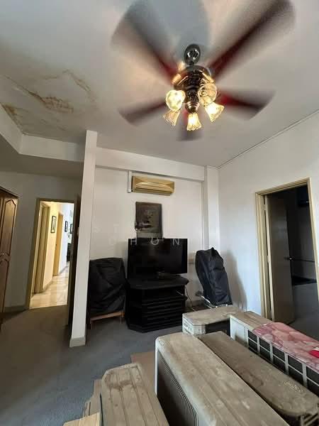 Aloha Tower Condominium - 4