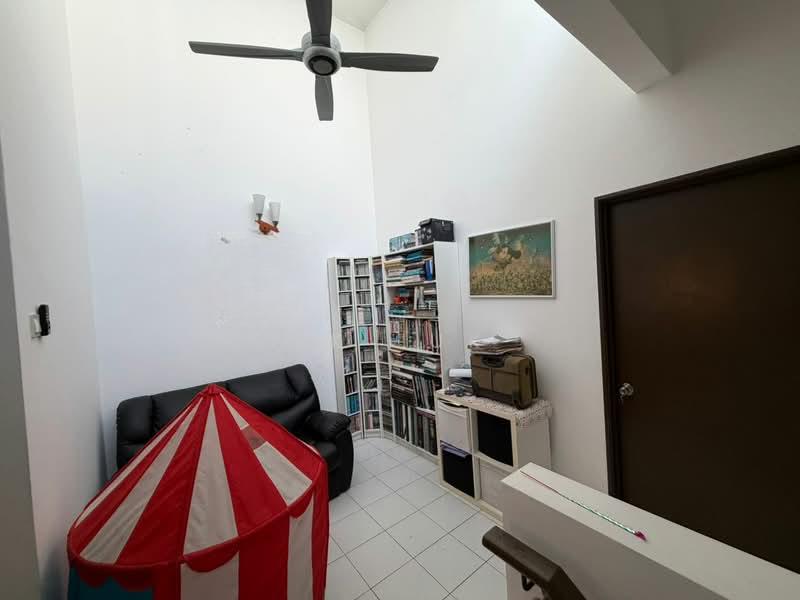 Cassis, Kota Emerald West - 4