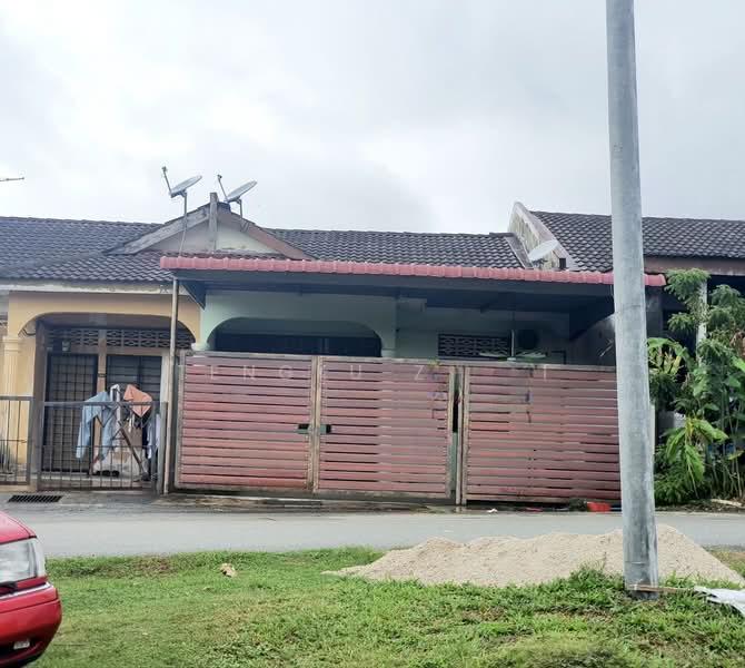 Taman Selasih Lukut Port Dickson - 1