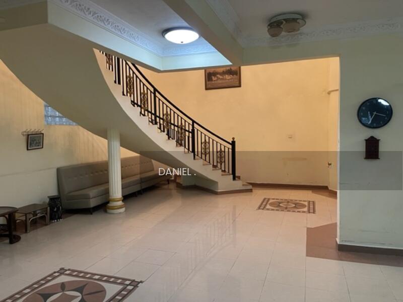 SS 1, KAMPUNG TUNKU, PETALING JAYA, SELANGOR. - 1