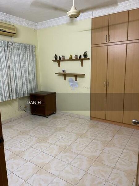 SS 1, KAMPUNG TUNKU, PETALING JAYA, SELANGOR. - 5