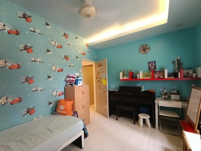 Koi Kinrara - 4