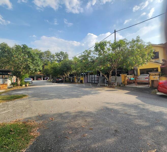 Bandar Tasik Puteri - 2