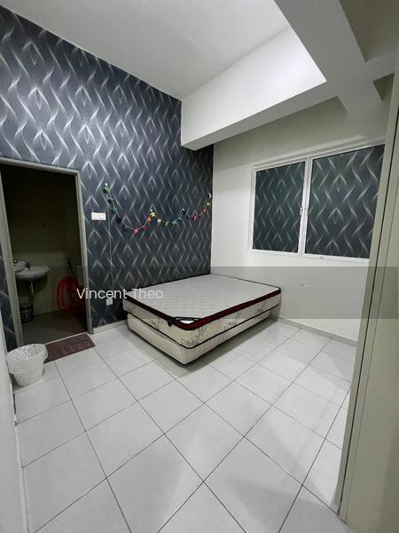 D'suria Condominium - 4