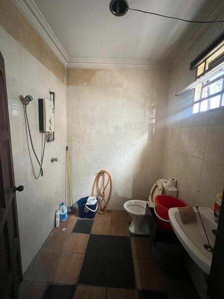 2-storey Terrace House at Saujana Damansara - 3