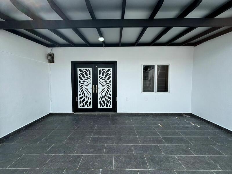 Jalan Lumpit , Taman Teratai , Johor - 2