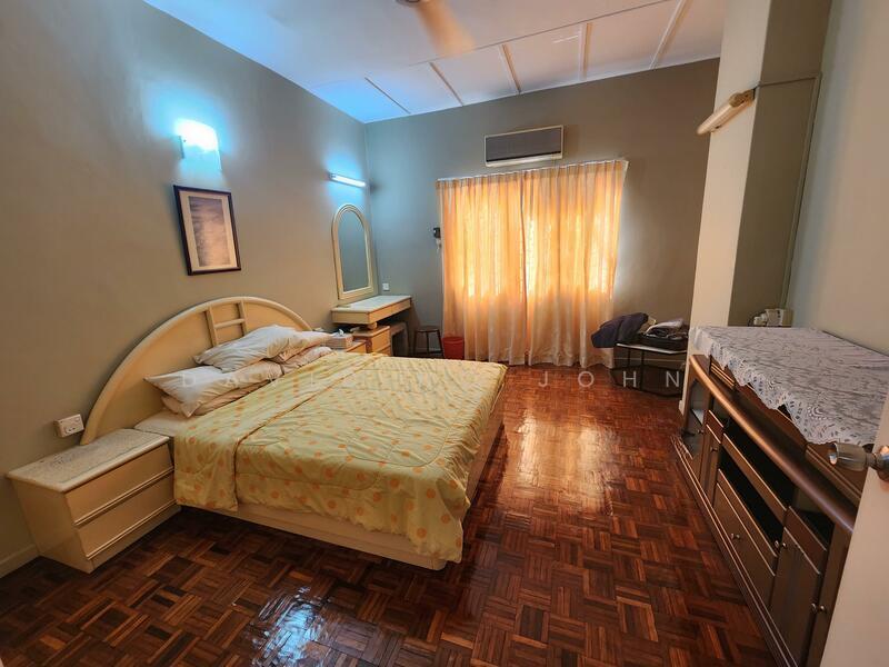 Mutiara Court - 3