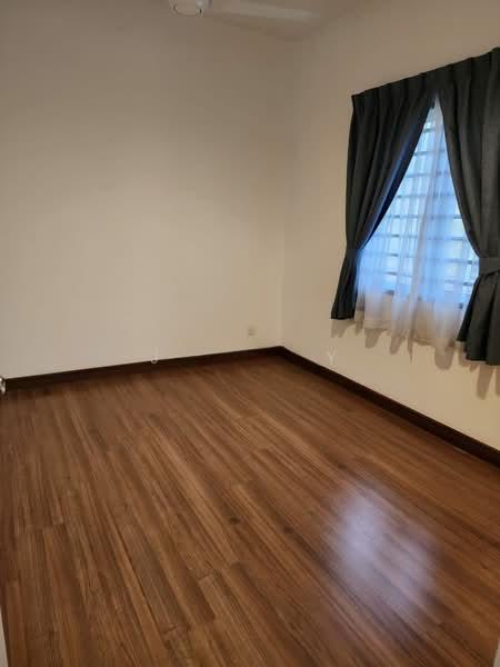 Bandar Ainsdale Suci - 5