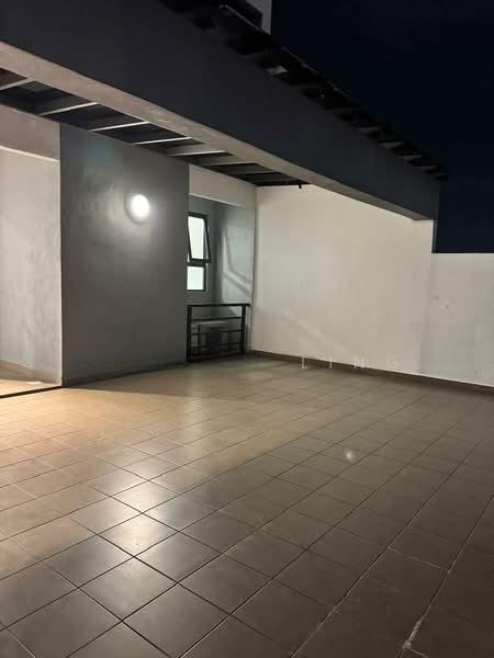 Symphony Tower (Menara Simfoni) - 3