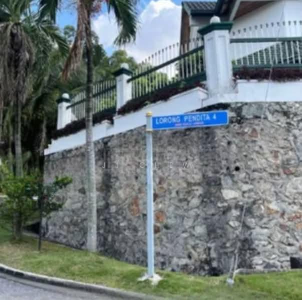 Taman Connaught - 4