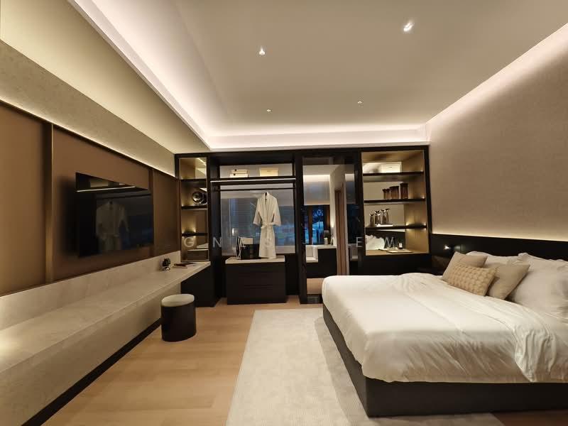 Armani Hallson KLCC - 4