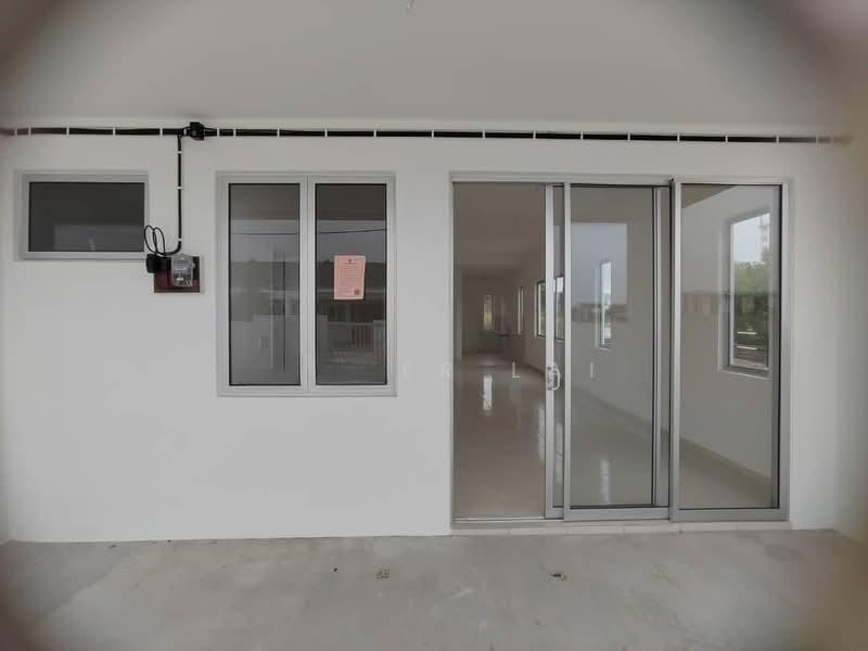 1 Tingkat Teres 3r2b Freehold Seremban Bandar Sri Sendayan Port Dickson Mambau Labu Bandar Enstek - 3