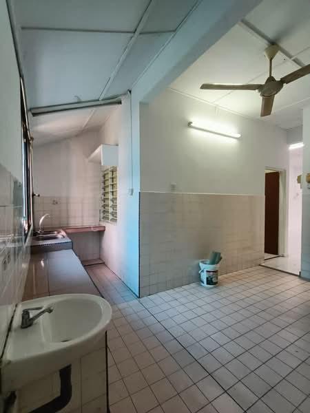 Ipoh pusing renovated extended single storey house for sale - 5