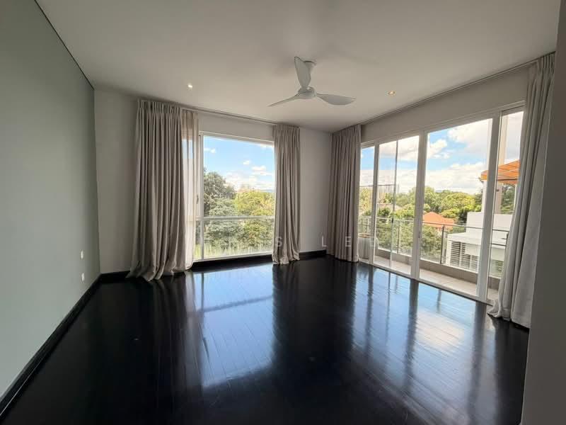 Nobleton Crest - 4