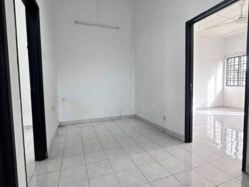 Pending Bandar Puteri Klang Double Storey House - 3