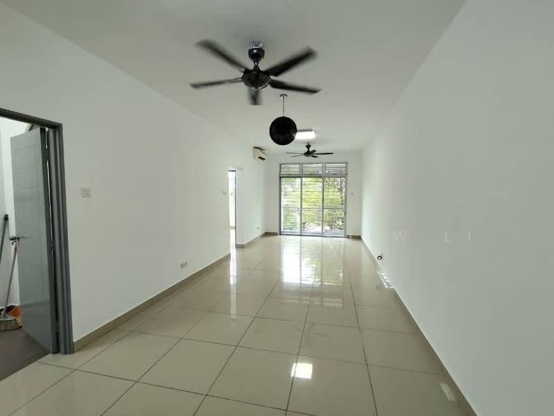 East Bay (Seri Bayan) - 3