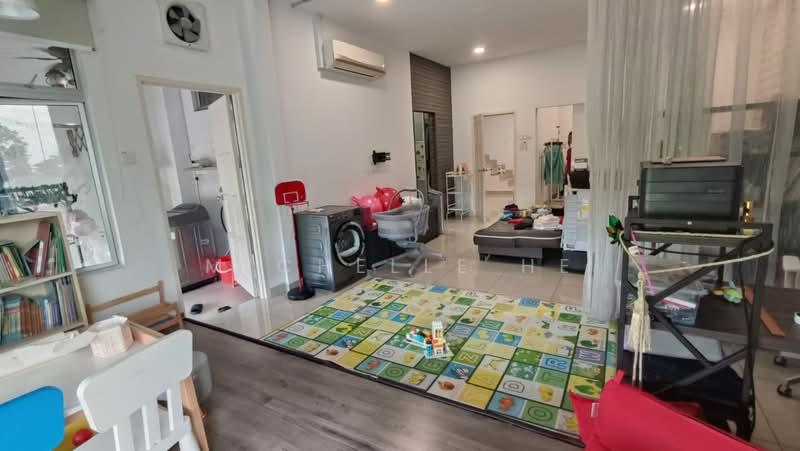 Ehsan heights/ 2.5 Storey House/ For Sale - 4