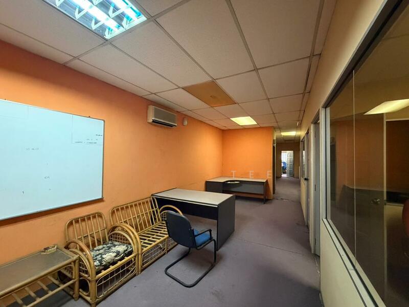 2 Storey Shoplot @ Taman Taynton View - 3