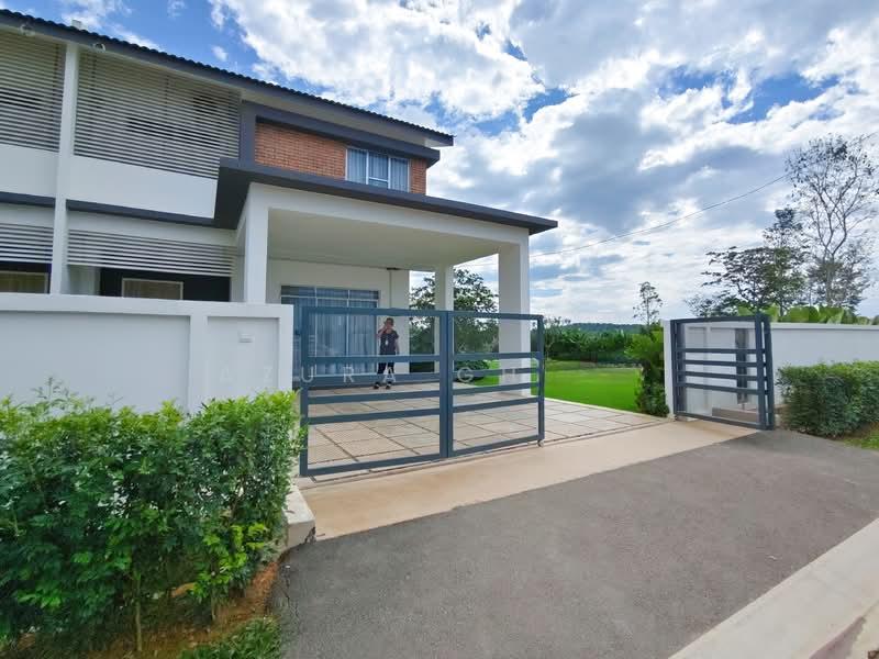 Sierra @ Yarra Park - 2