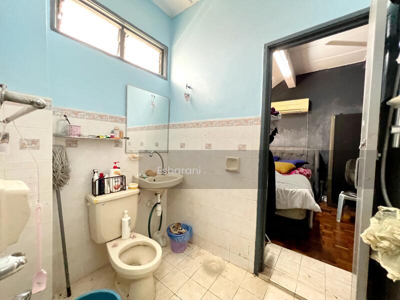 Bandar tun Hussein onn - 4