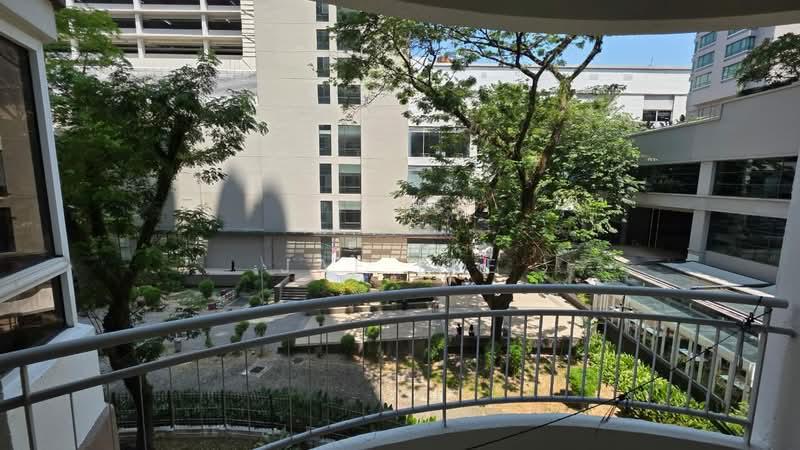 Gurney Park Condominium - 2